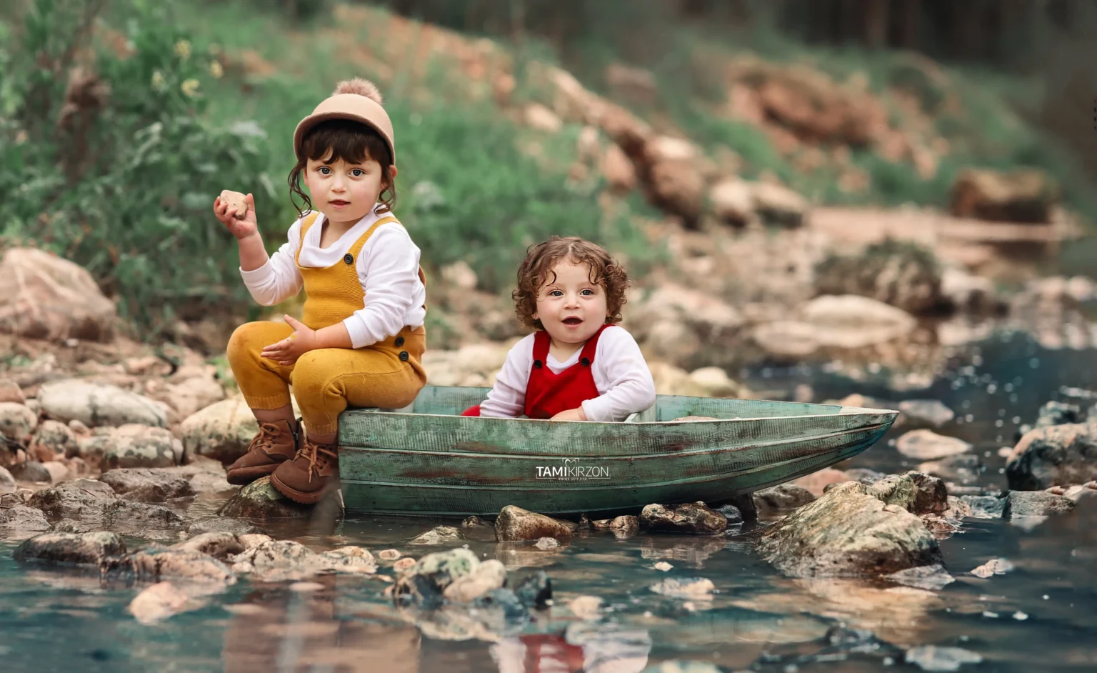 צילומי גיל שנה · תמי קירזון