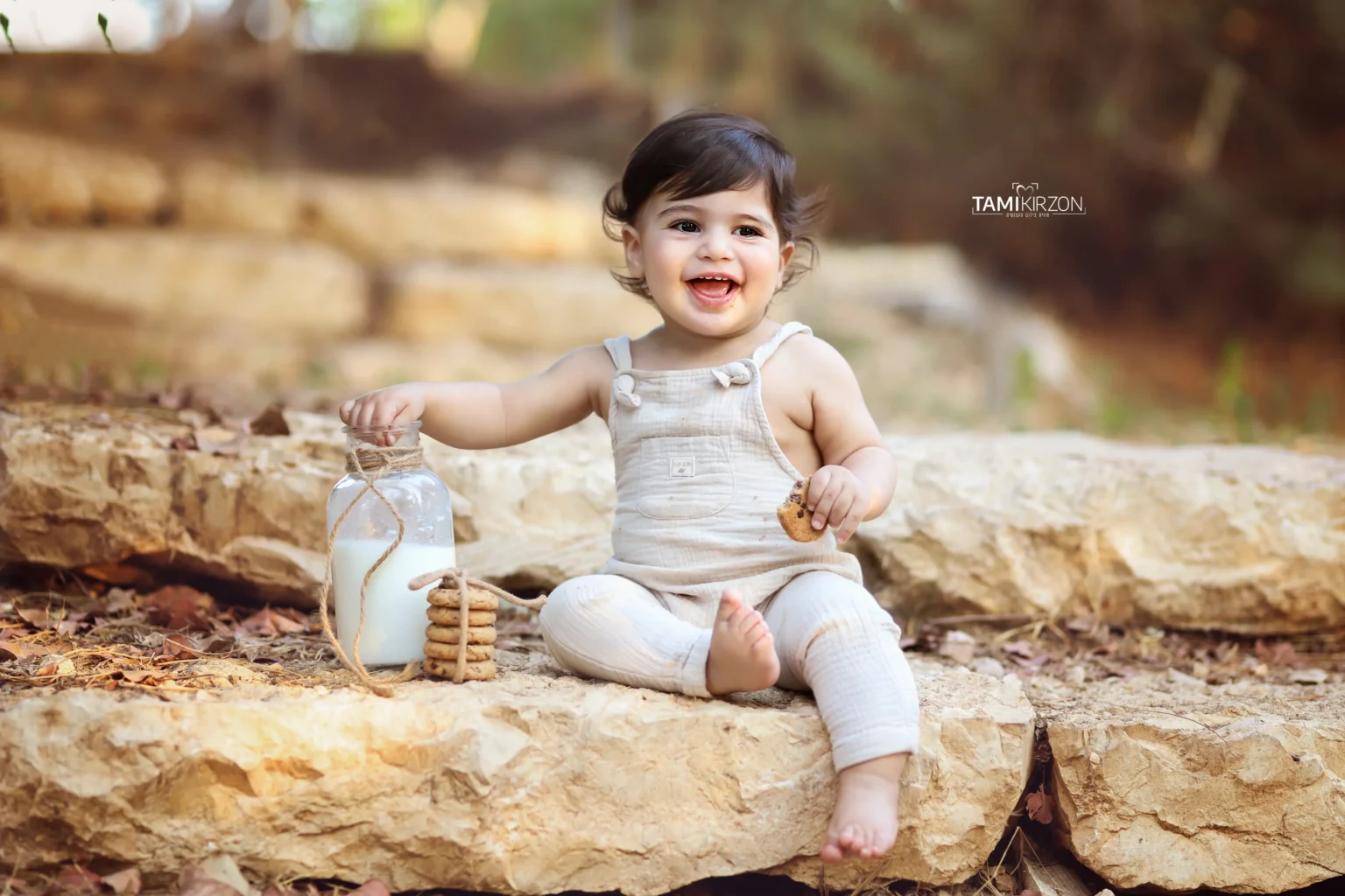 צילומי גיל שנה · תמי קירזון